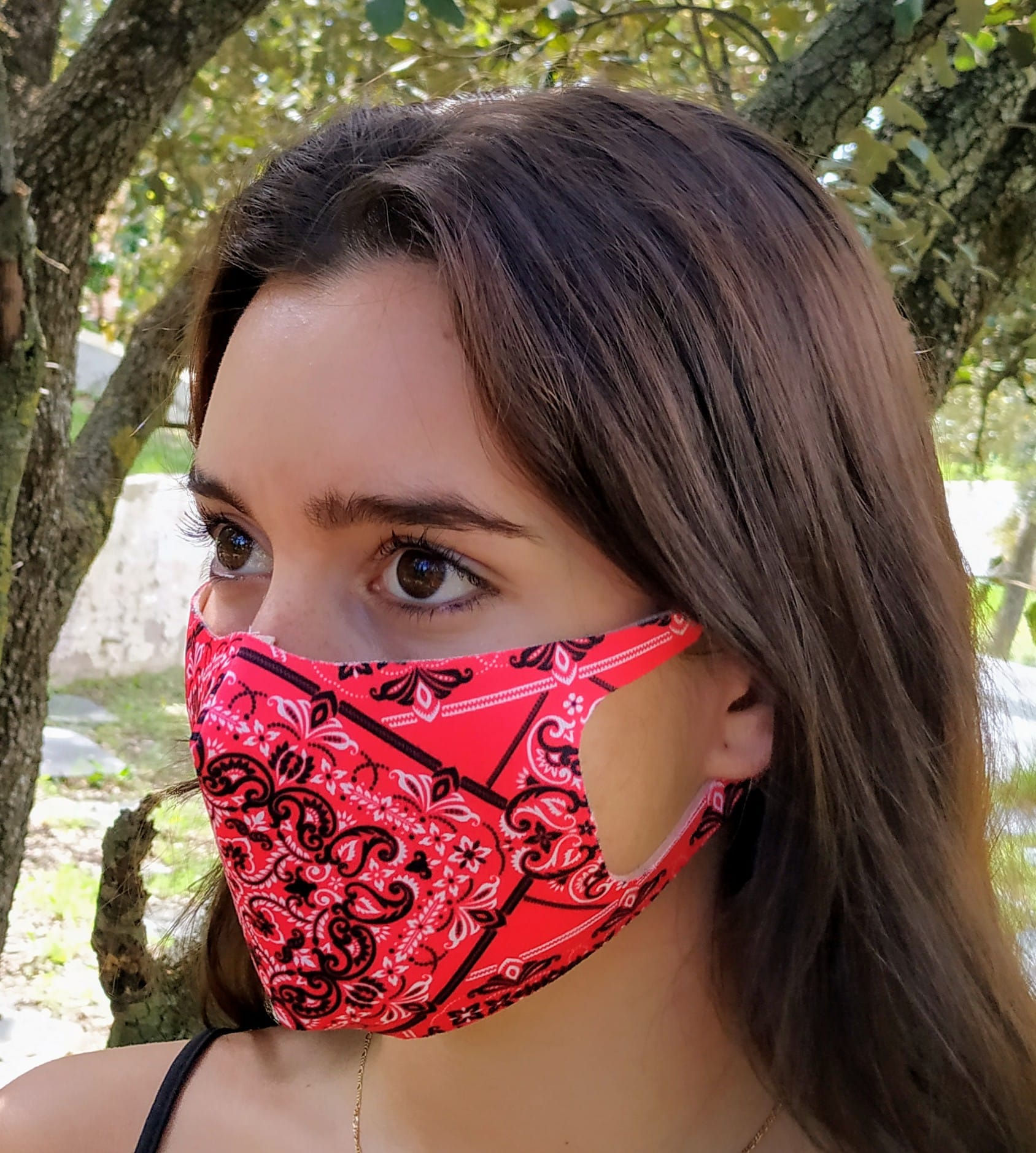 Mascarilla Higiénica unisex / Mod. BANDANA FUCSIA