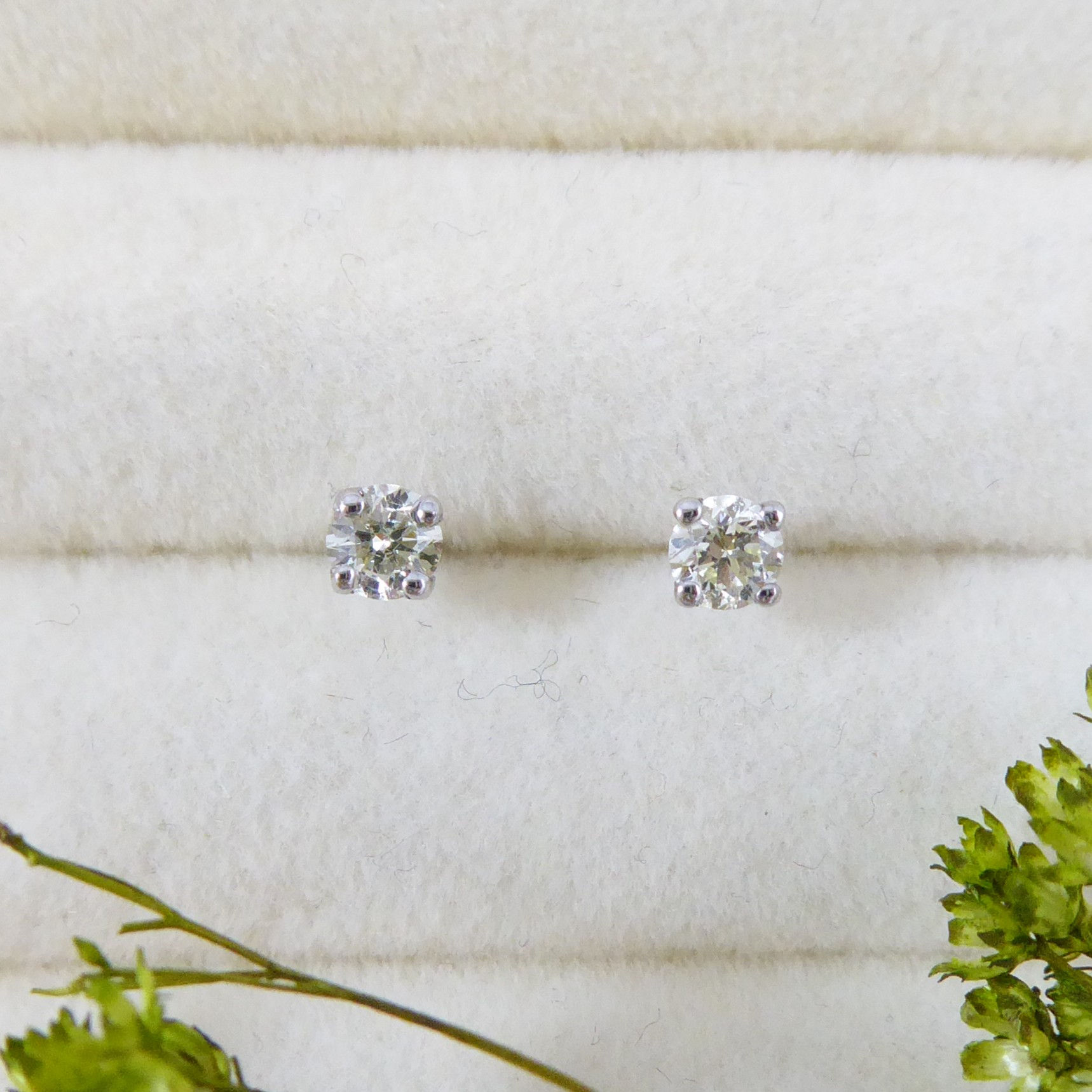 Diamond Solitaire Stud Earrings in White Gold