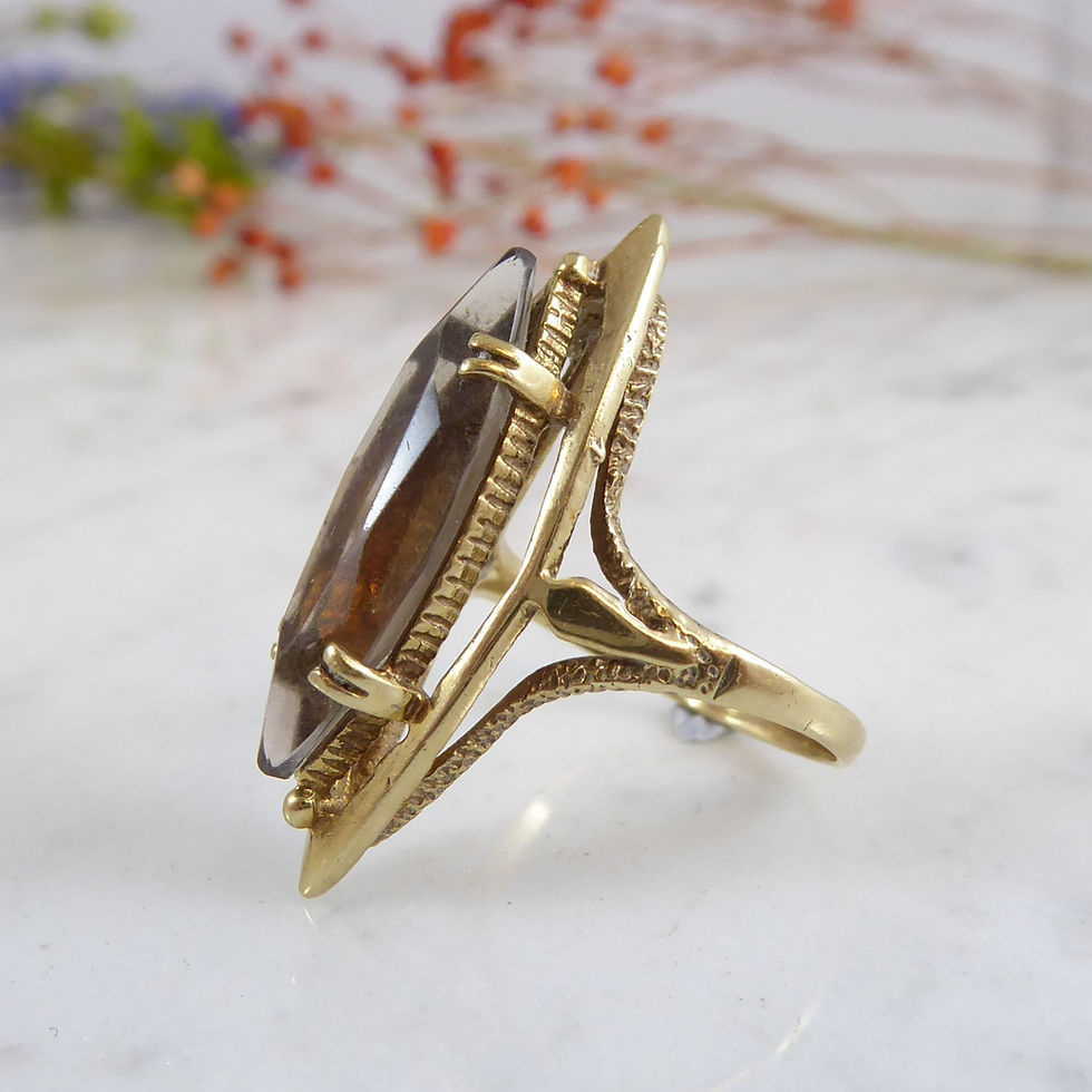 Thumbnail: Vintage Marquise Smokey Quartz Ring in Yellow Gold