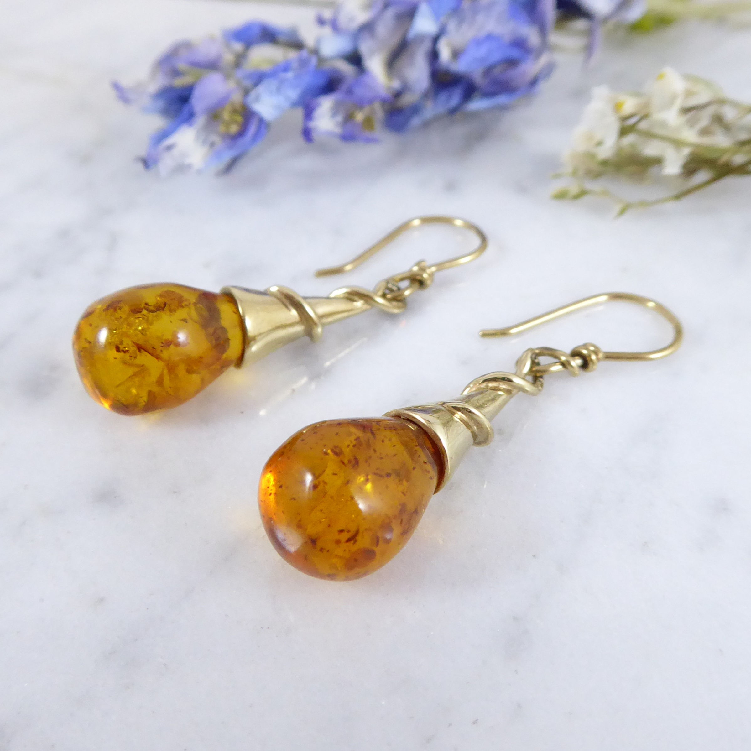Amber Drop Earrings in Yellow Gold
