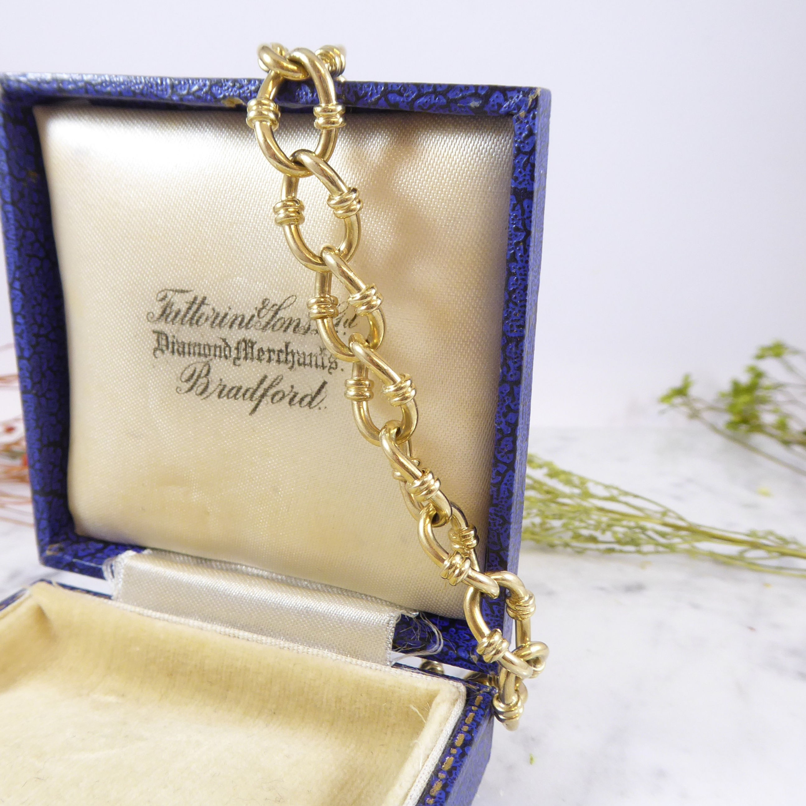 Vintage Gold Bracelet with Fancy Curb Links