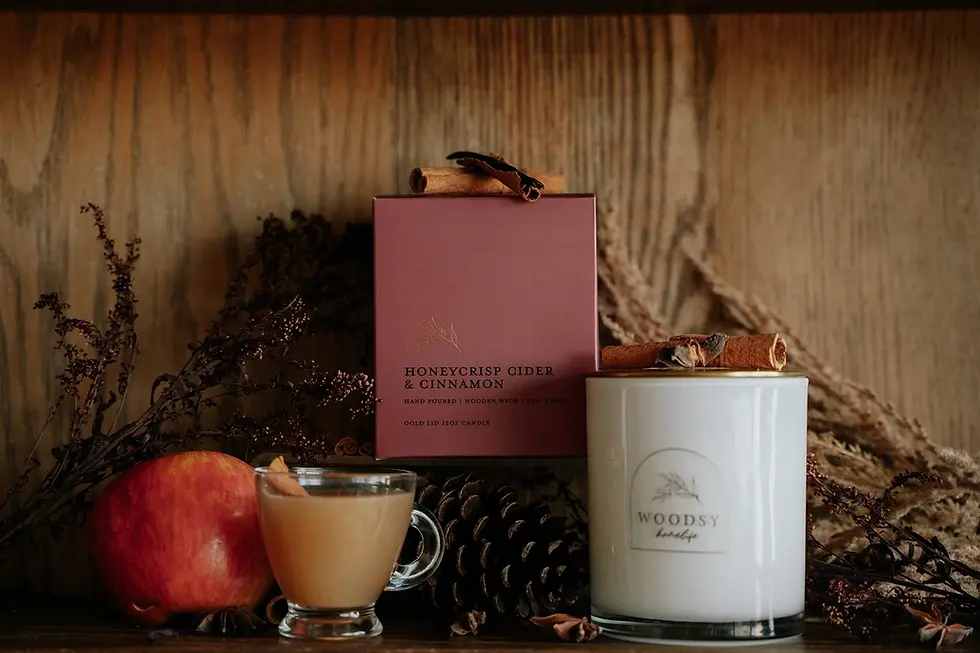 Thumbnail: Honeycrisp Cider & Cinnamon Gold-Lid Candle in Boutique Box