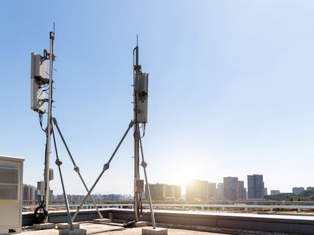 wireless point-to-point antennas on mast on roof