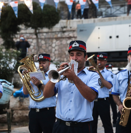 Μουσικοί περίπατοι από τη Φιλαρμονική Ορχήστρα του Δήμου Πειραιά