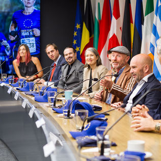 Fotografía corporativa lanzamiento carrera Unión Europea.