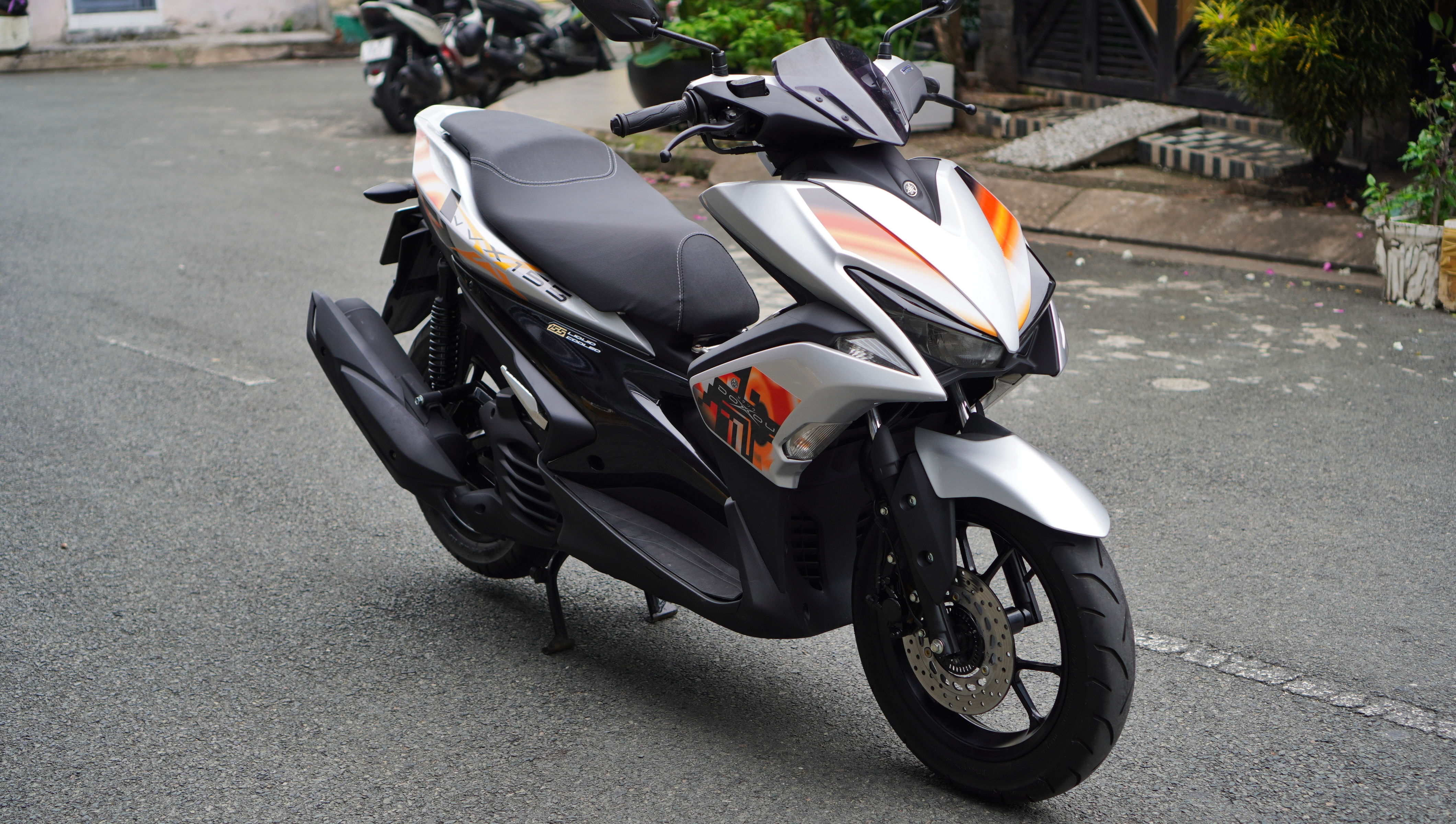 NVX V1 155 ABS Bạc Posche 