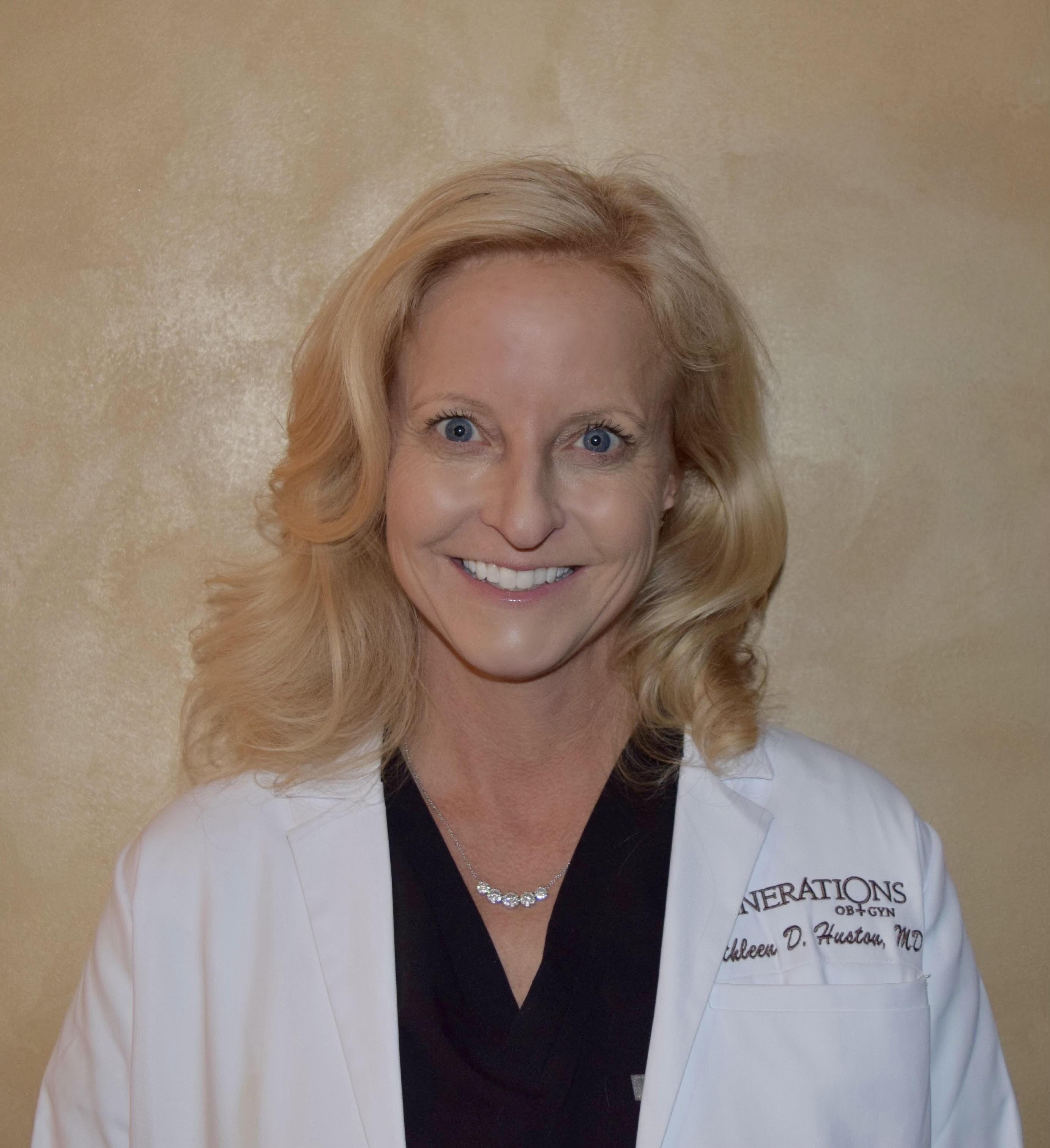 Amy Hanlon Rodemich Head Shot.png