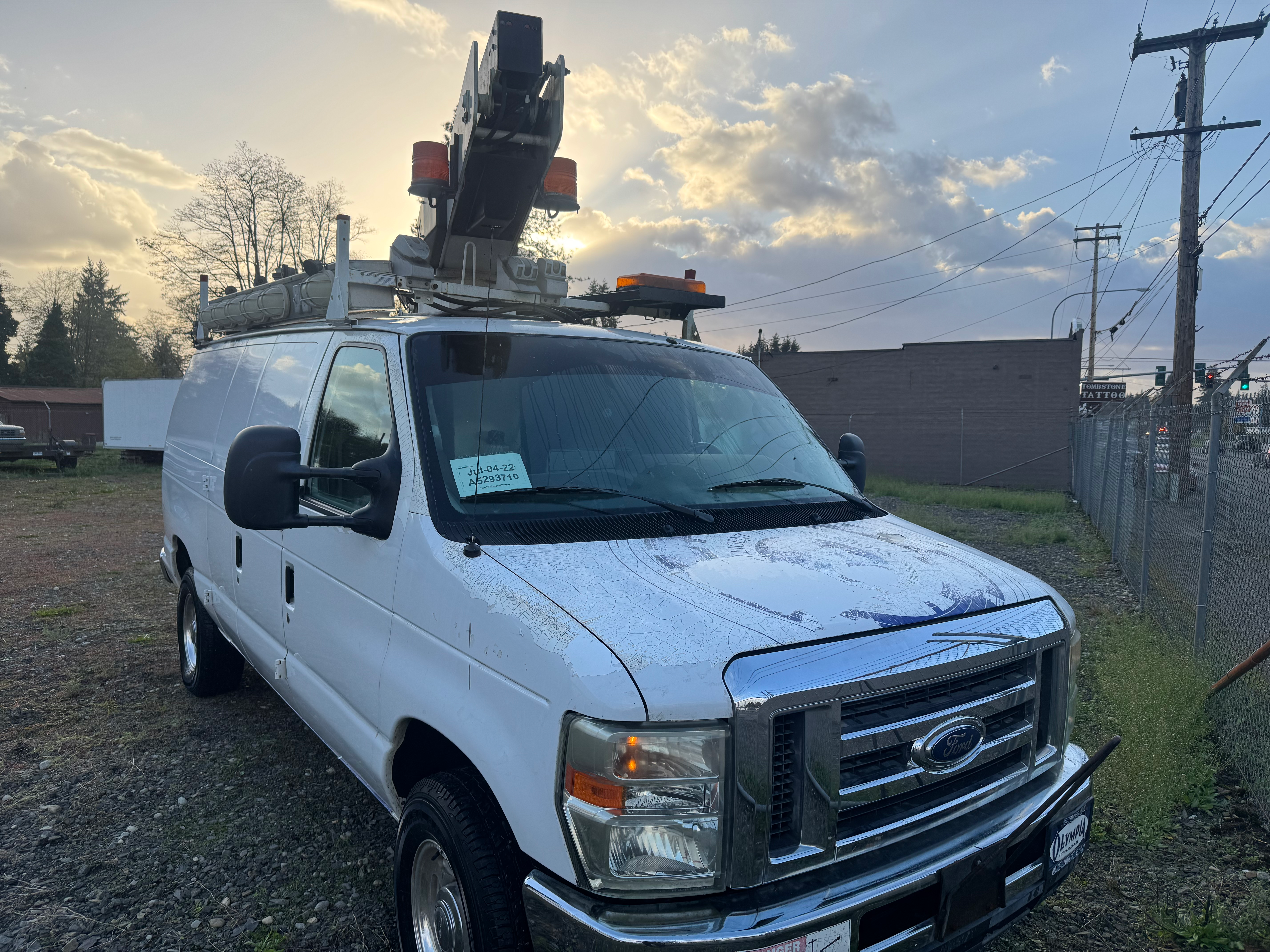 2011 Ford E-Series Econoline Van Commercial