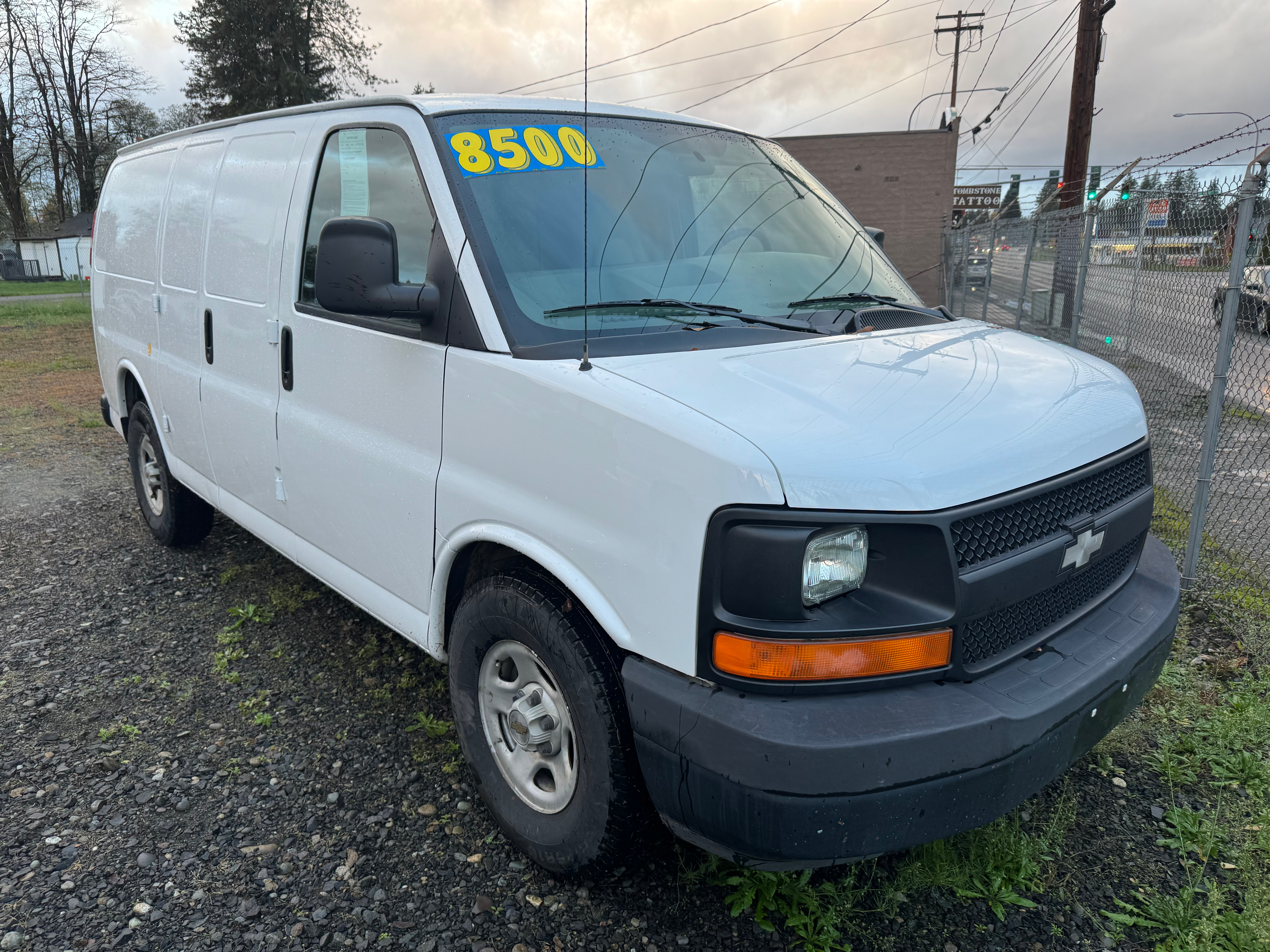 2003 Chevrolet Express Base
