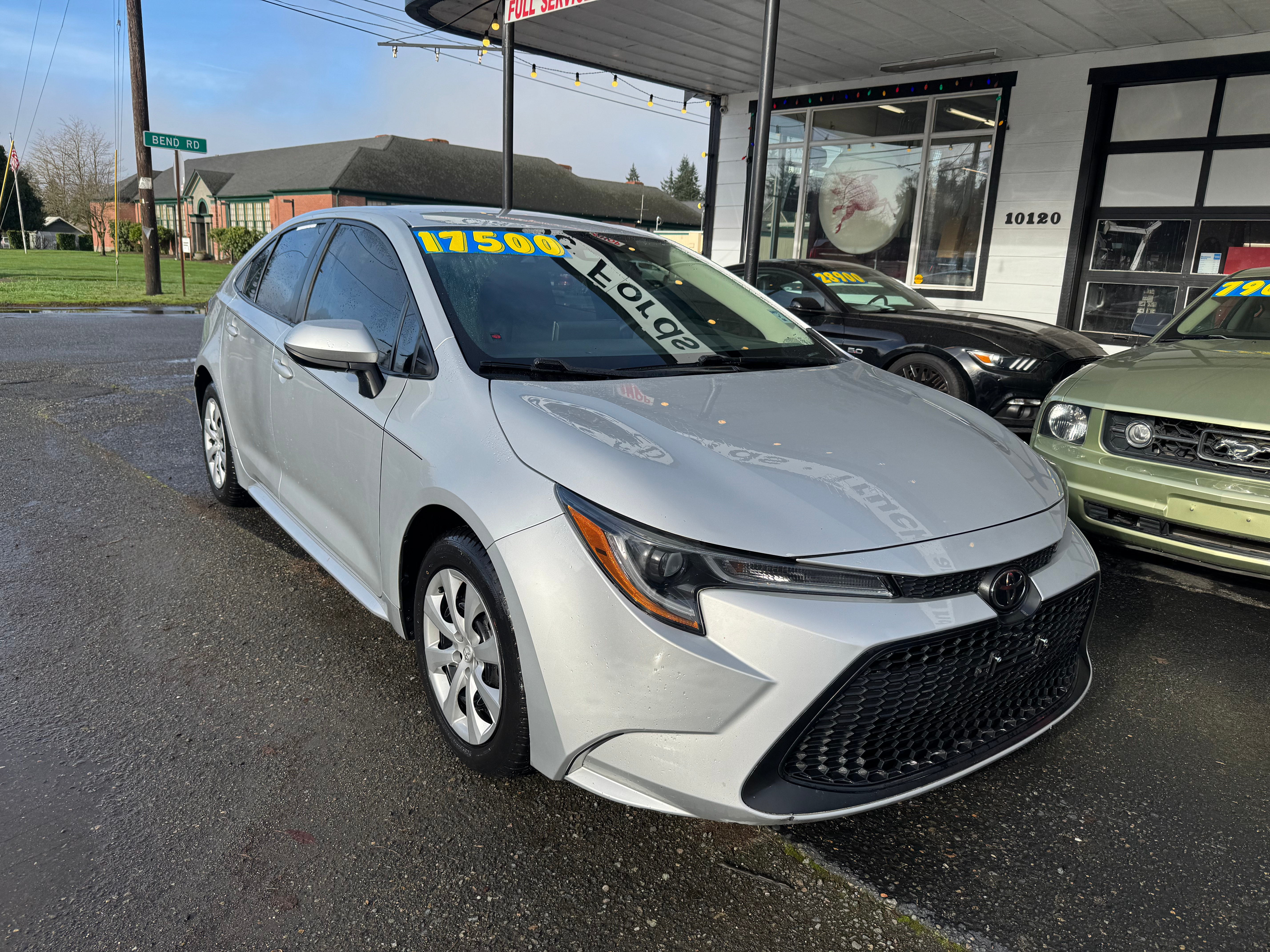 2021 Toyota Corolla LE's photo