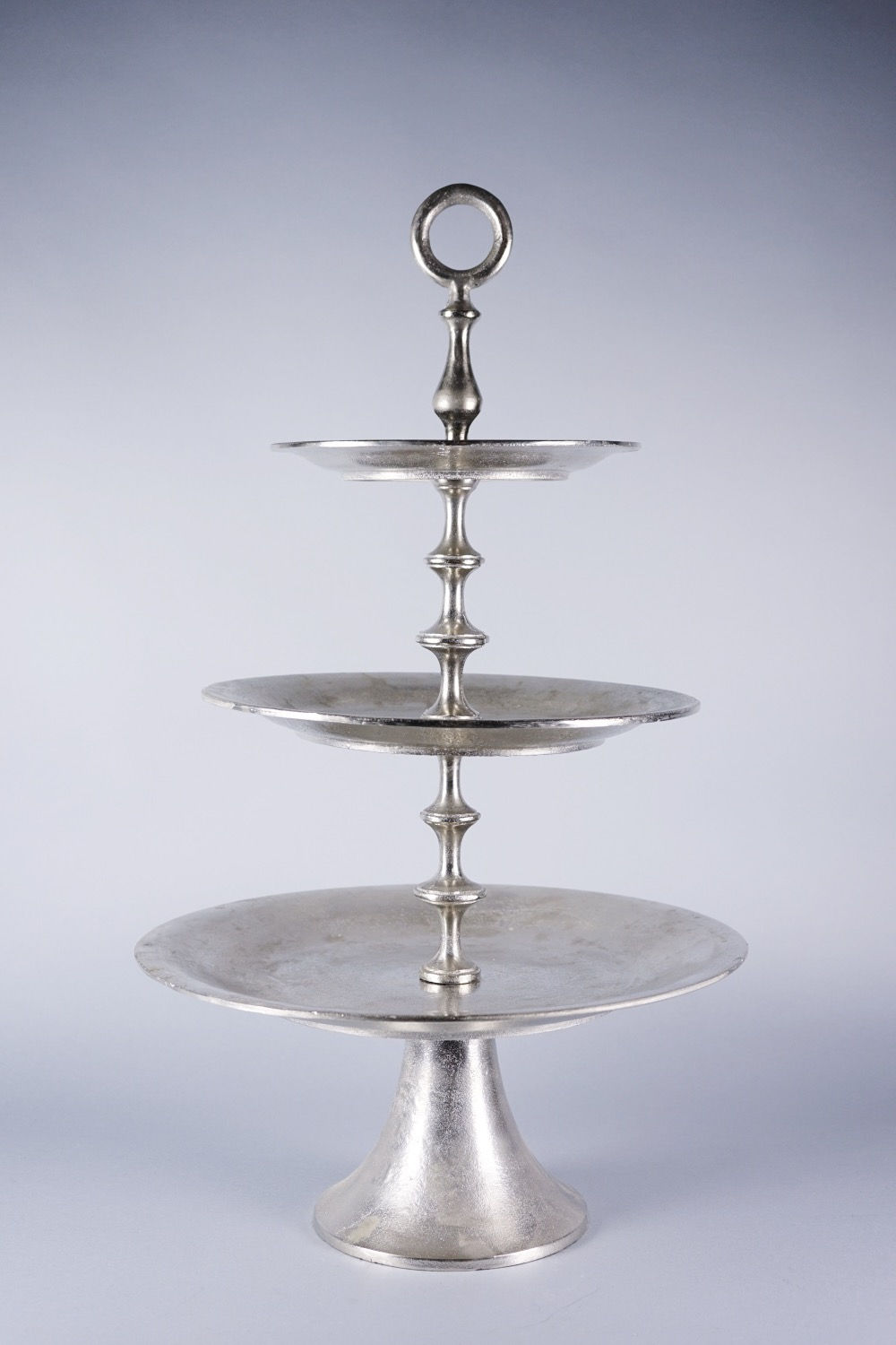 ANTIQUE SILVER | 3 TIER STAND