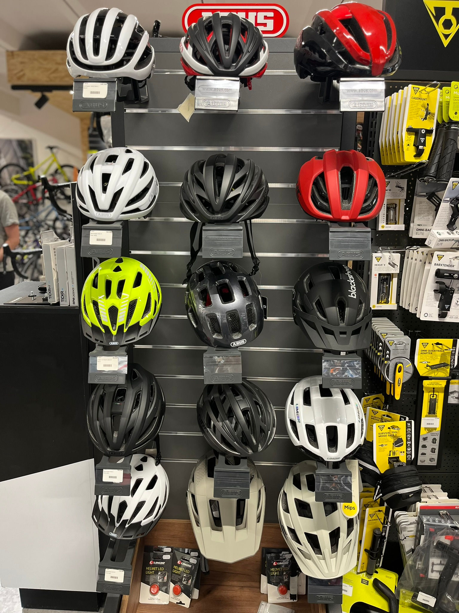 Bis zu -50% auf alle lagernden Radhelme