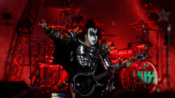 KISS