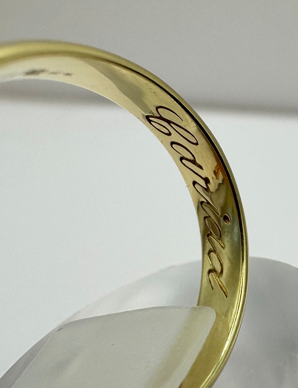 Thumbnail: CLOGAU Promises 9ct Gold Wedding Band - Size R