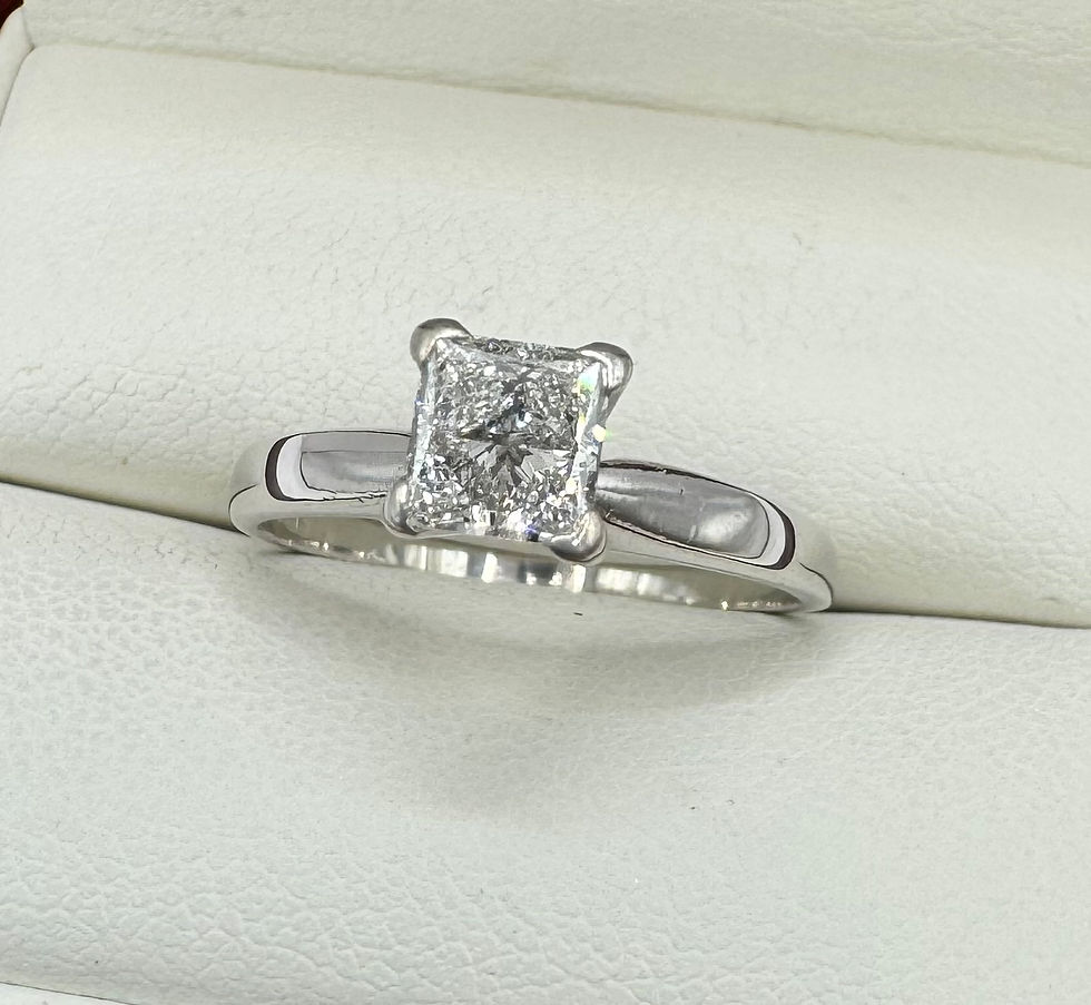 Thumbnail: 18ct White Gold 0.57ct Princess Cut Diamond Ring - Size L