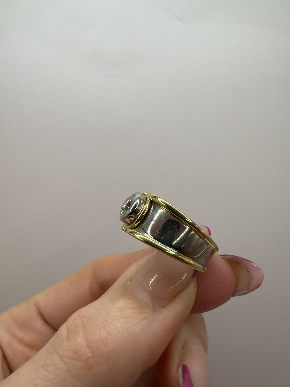 Thumbnail: 18ct Yellow & White Gold Chunky 1ct Diamond Ring - Size Q