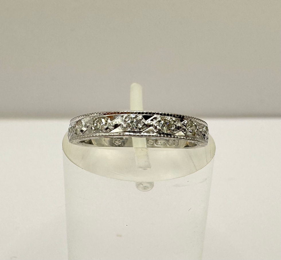 Thumbnail: Vintage 18ct White Gold Diamond Set Patterned Half Eternity Ring - Size I