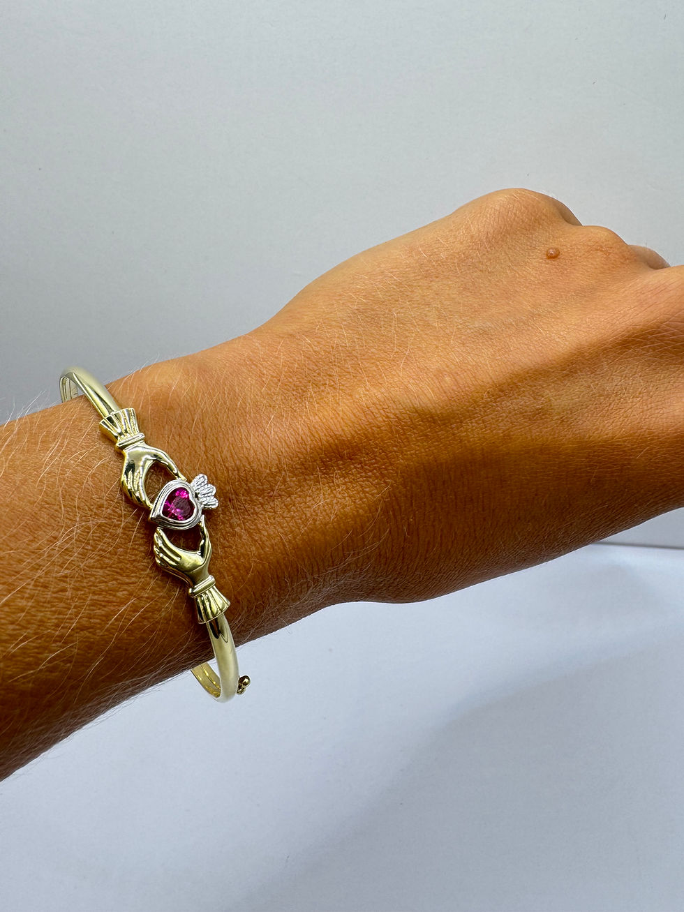 Thumbnail: 9ct Gold Pink Topaz Claddagh Bangle