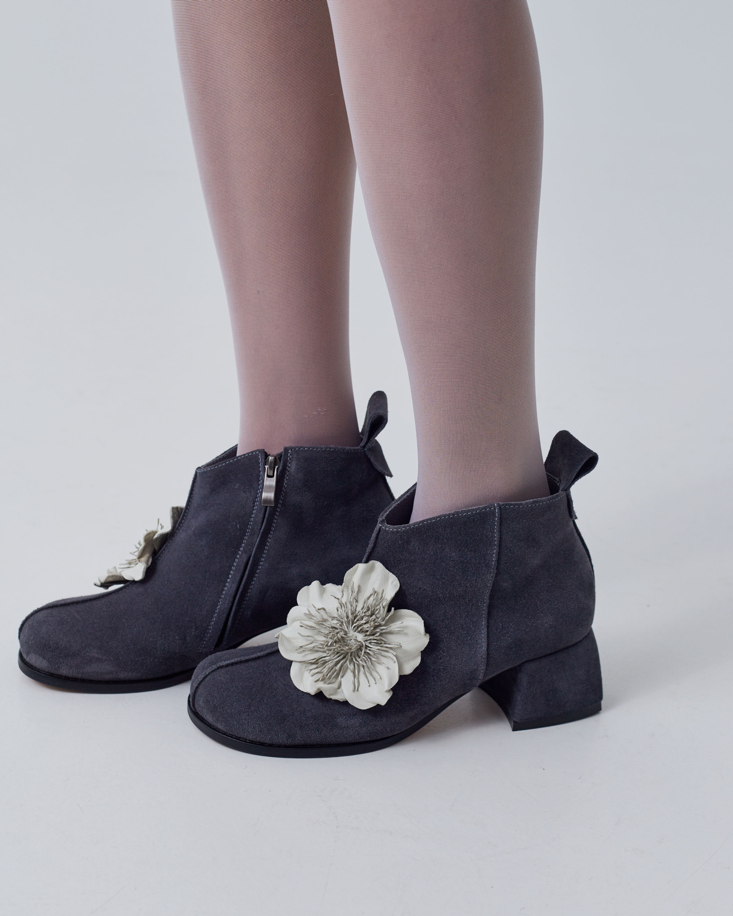 Botki damskie "Z Kwiatem"