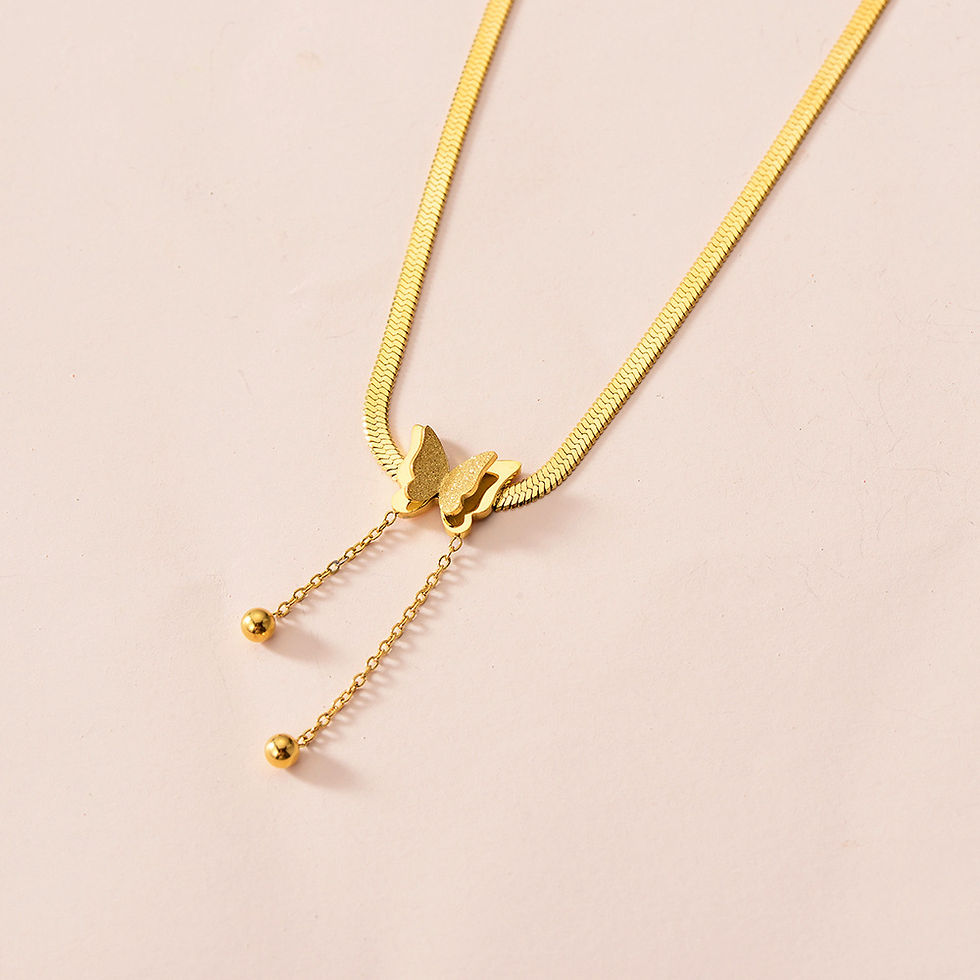 Thumbnail: Avery Pendant Necklace