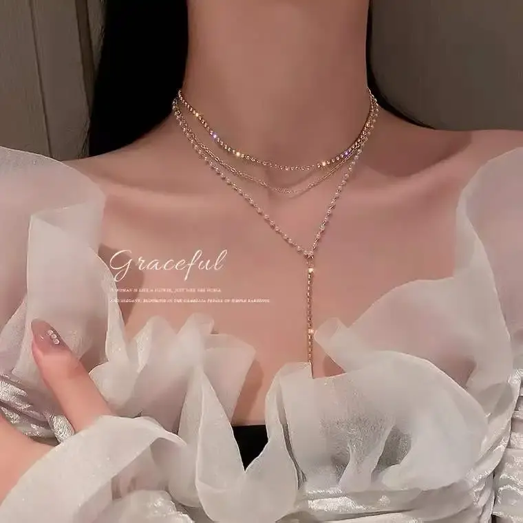 Thumbnail: Avery Pendant Necklace