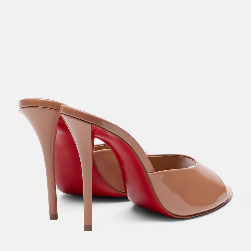 Thumbnail: The Duchess Heel