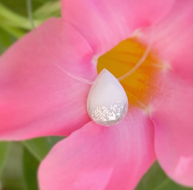 Thumbnail: Collier Goutte de lait - Bijou au lait maternel