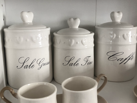 ''SET PORTA SALE, CAFFE' E TAZZINE''