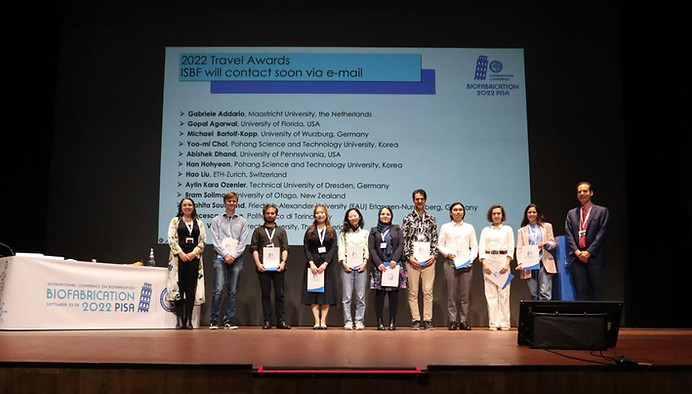 NEWS_Travel Award.jpg