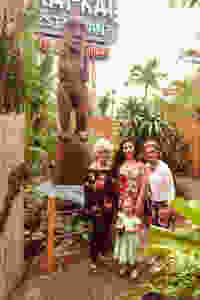 At the Hukilau with Gigi Sue, Sis & Mamma Weezie