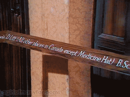 Monty_Python-2x09-Medicine_Hat-01g-AGIRL