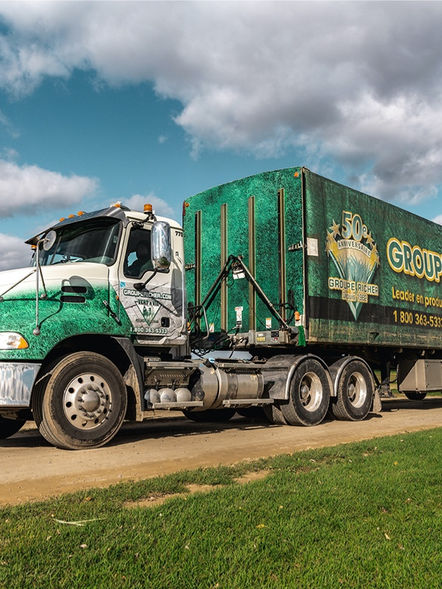 grass/sod roll delivery in terrebonne