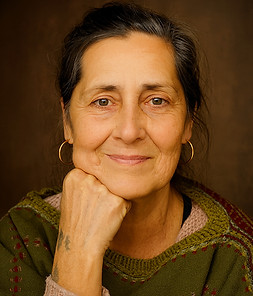 Louisa Ferguson Headshot.jpg