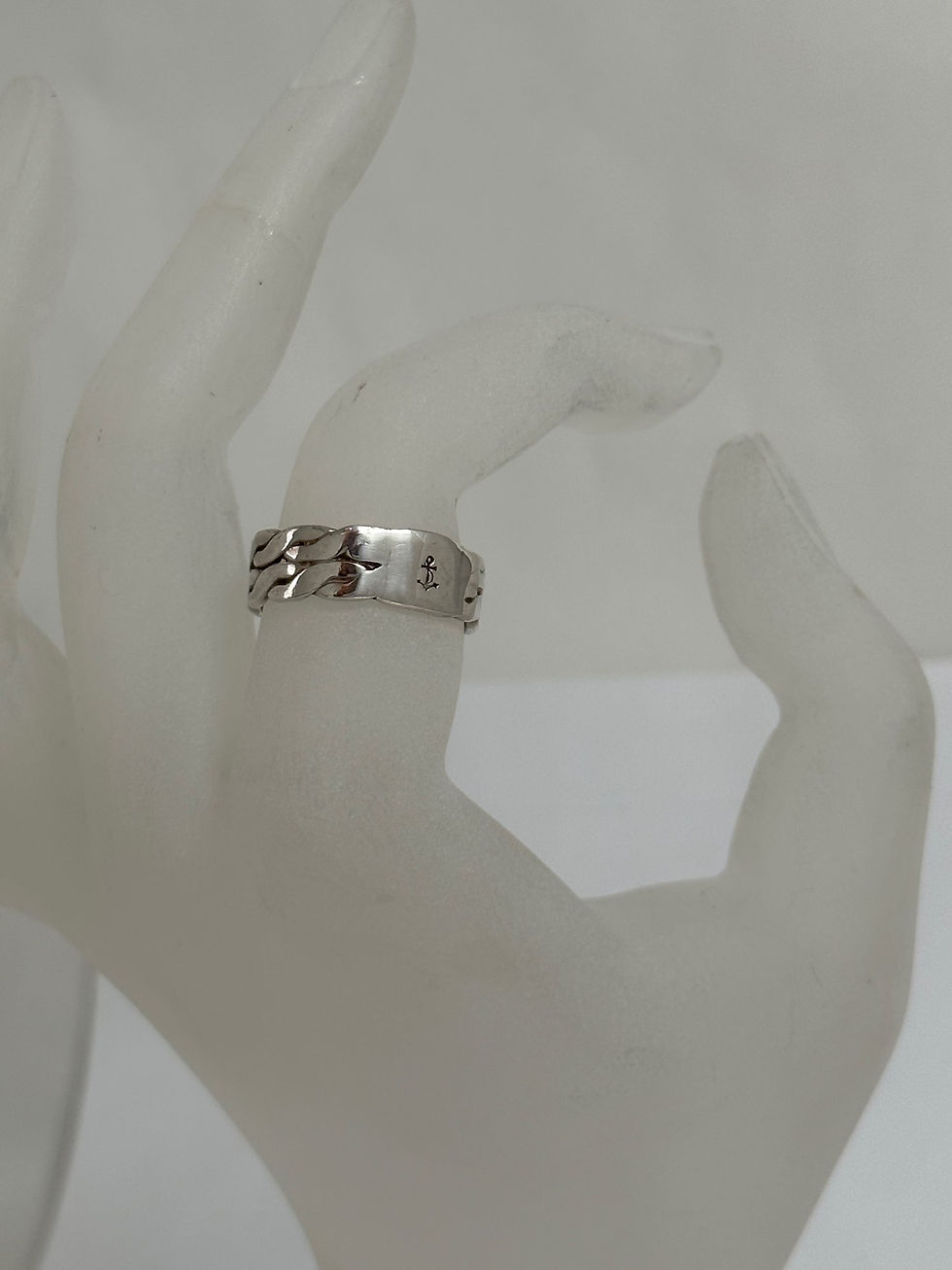 Thumbnail: Anchor twisted rope ring