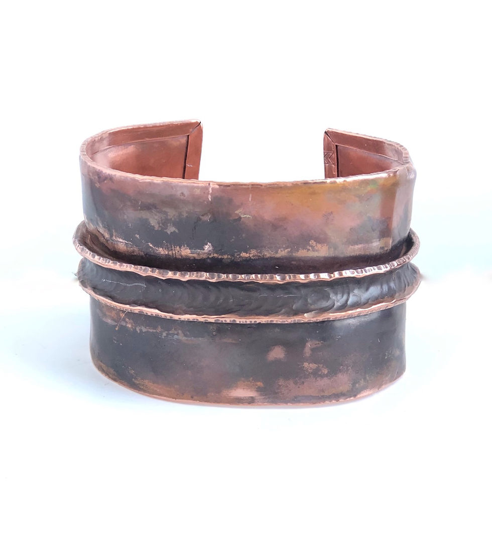Thumbnail: Fold formed copper cuff