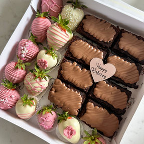 Brownie and Strawbs Box