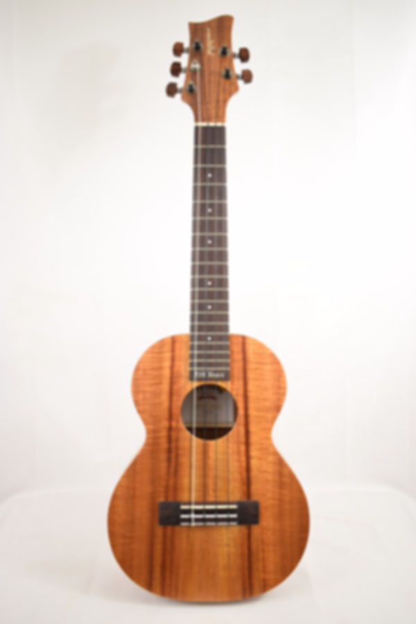 Kamaka HF-35 : 110 Year 5-String Hawaiian Koa Tenor Ukulele.