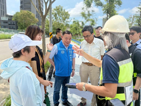 積極改善淹水問題 議長邱奕勝率隊會勘青埔美術館周邊 要求儘速提出改善方案