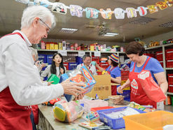 澳洲玩具圖書館總會訪新北玩具銀行 聚焦玩具材質與回收再利用