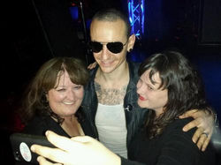 NoelleLA (@PandorasWay)