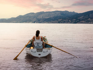 Golden Oars Prep Guide: A Rowboat Session Experience Like No Other