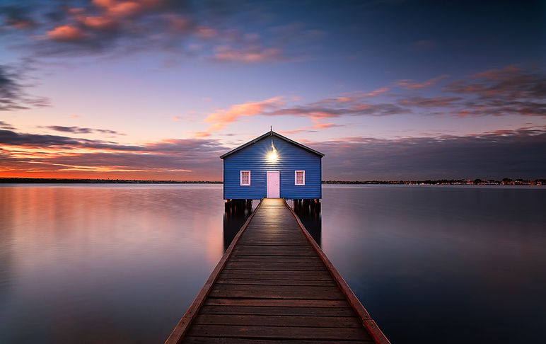 crawley-boat-shed-noch-ozero-priroda.jpg