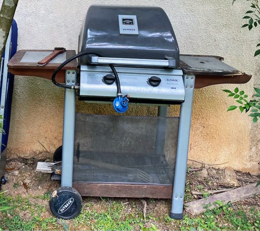 Fast Paid Disposal SG Disposed a BBQ Pit From a Landed Property in Bedok