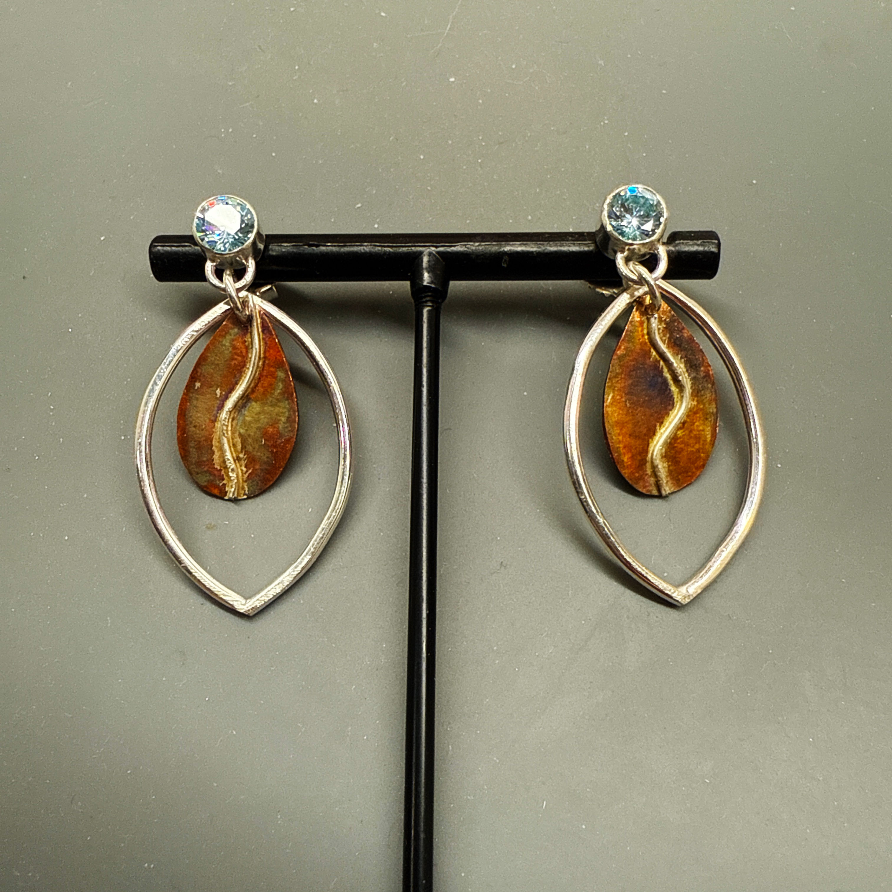 Flame w/silver marquise 