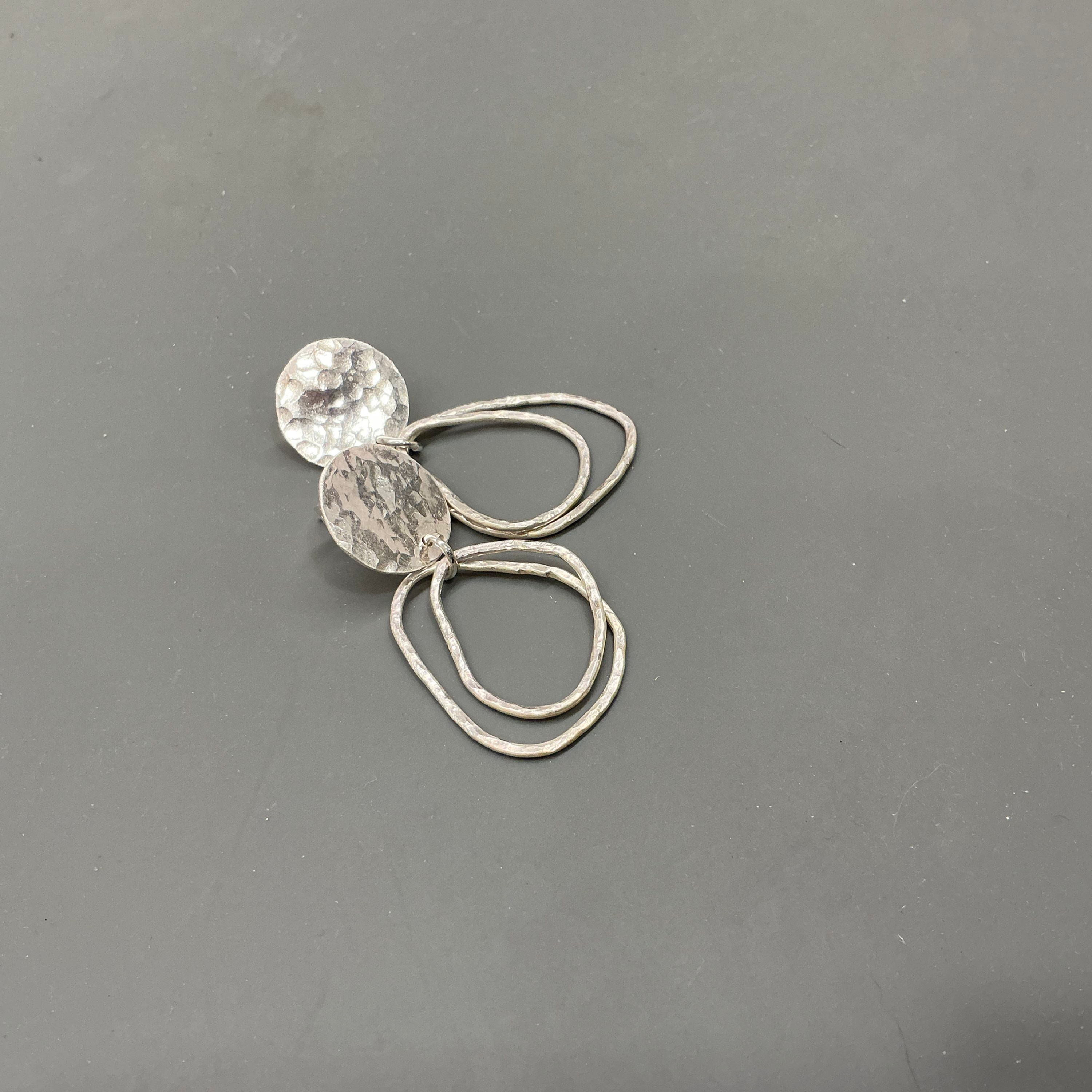  Free form silverpost