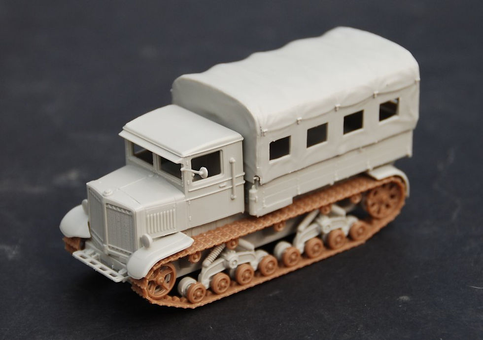 Trumpeter 1/72 Vorisholovets Tractor