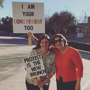 Robin Kosberg and Rachel Elkin protest p