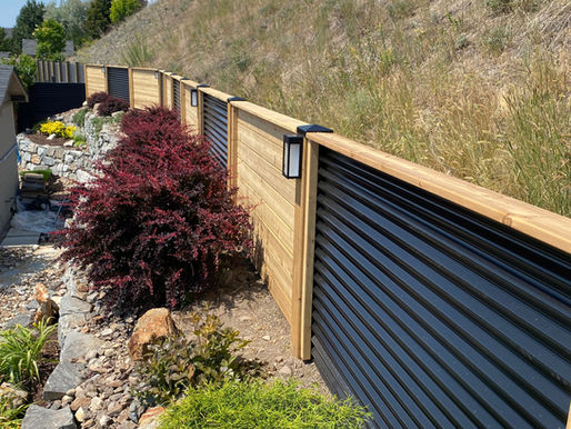 Building a Fence? Fence Bylaws for Vernon BC & the North Okanagan you need to know!