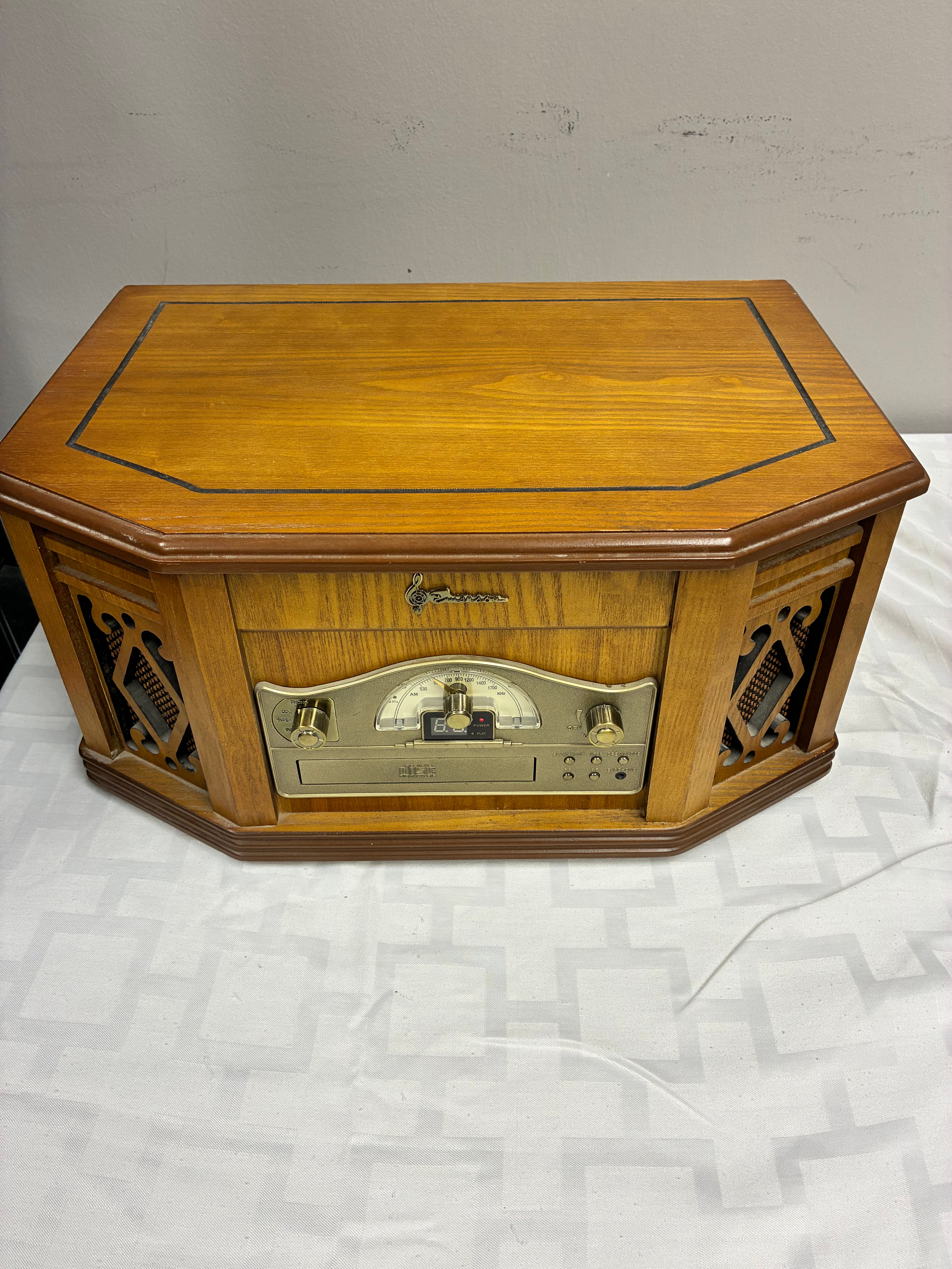 Vintage Sylvania All-in-One Stereo System Record Player + 5 Free Records