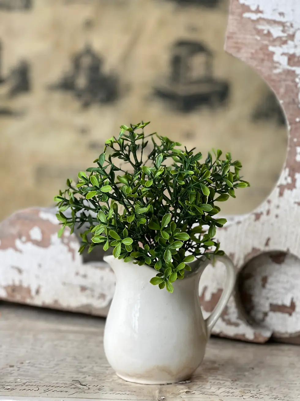 11" bush of petite boxwood leaves in tonal shades, plastic, everyday floral greenery